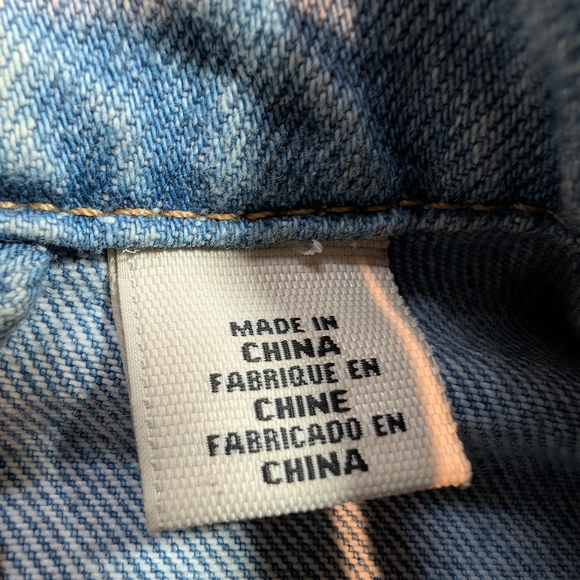 Levi's Vintage-inspired 'Big E" Light Wash Denim Jacket, Women's Small - Picture 4 of 8